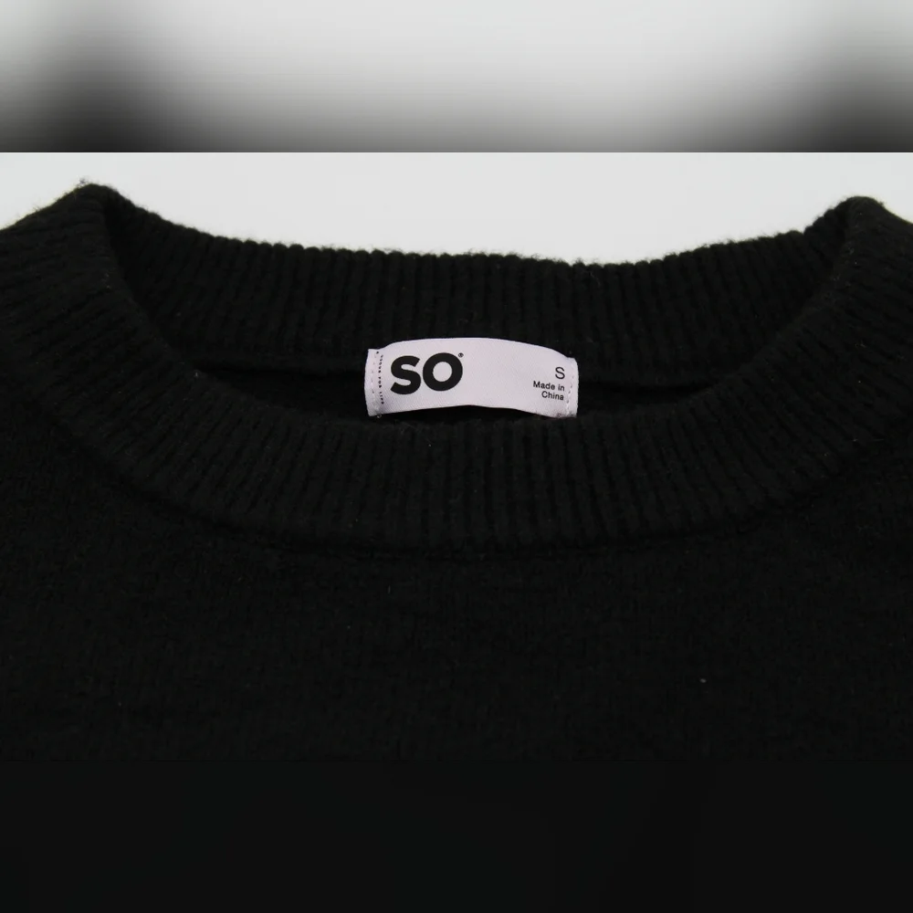 SO Black Bow Cropped Sweater – Juniors S - Picture 3 of 8